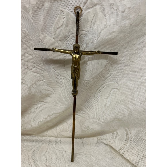 Vintage Brass Crucifix Christ Religious MCM Wall Hanging Cross Home Decor 12"x6" - Picture 1 of 7